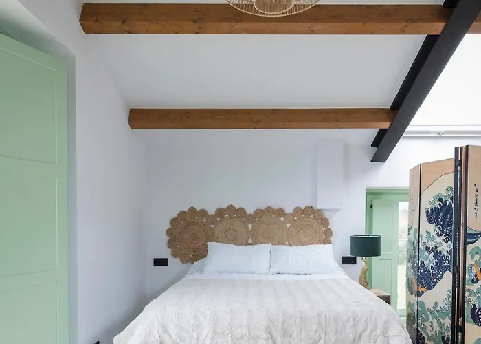 El Sueno, La Perla Barres